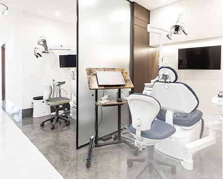 院内製作によるスピードと柔軟な対応